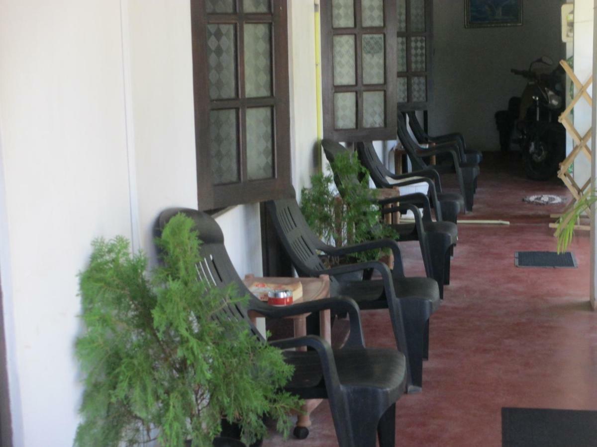 Uppuveli Beach House Trincomalee Eksteriør billede