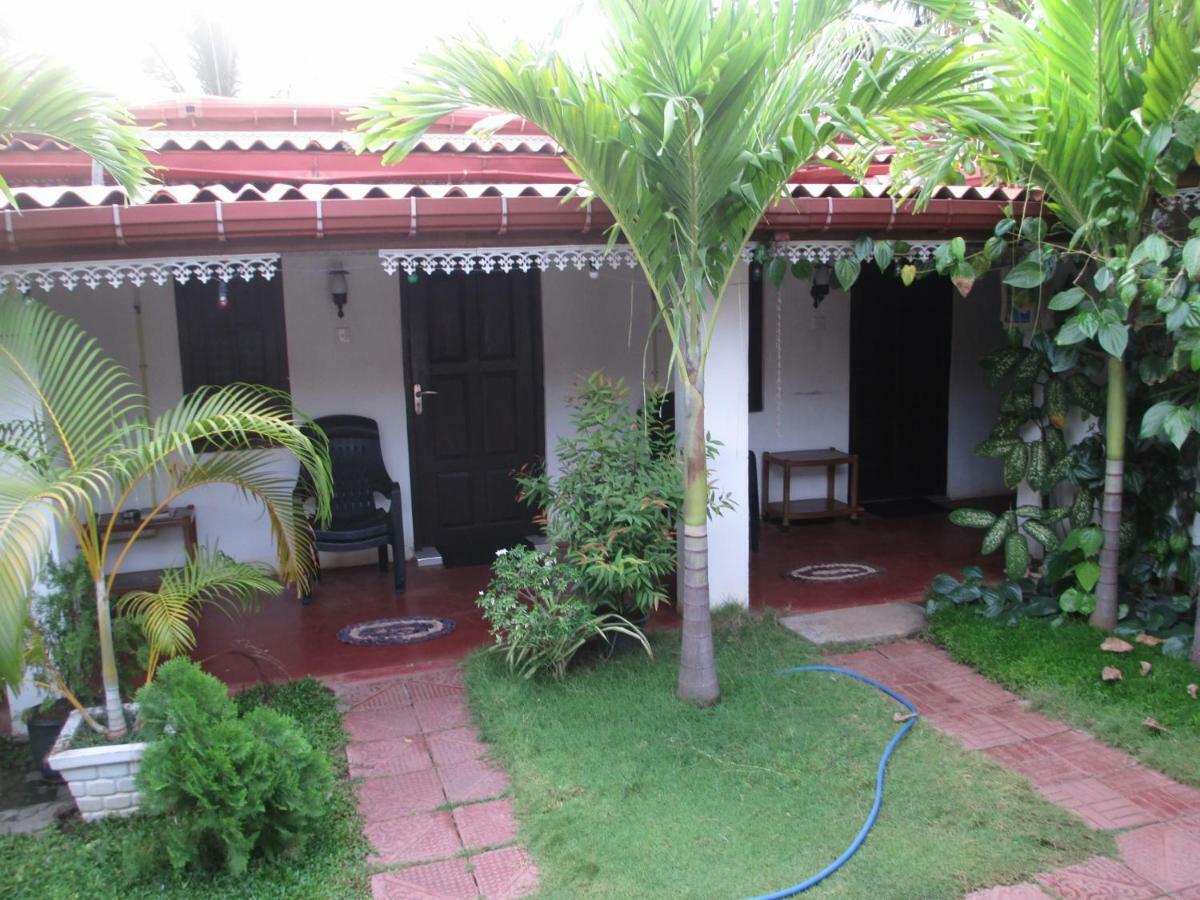 Uppuveli Beach House Trincomalee Eksteriør billede